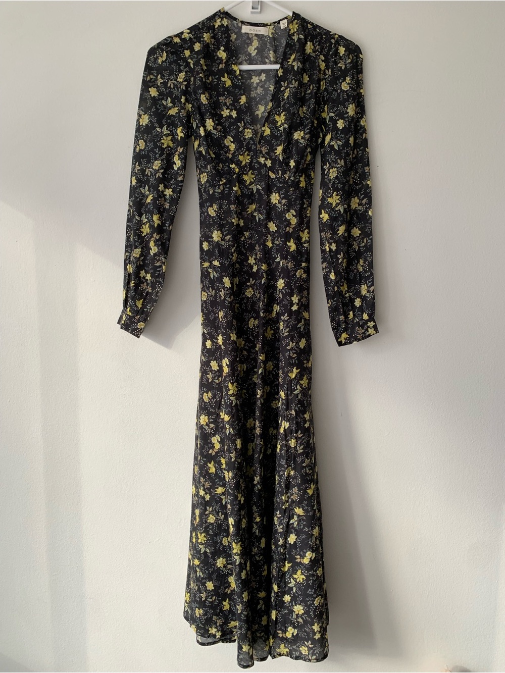 Doen Charleston Cotton V Neck Long Sleeve Maxi Dress Noir Winding Blossoms Black - Picture 6 of 12